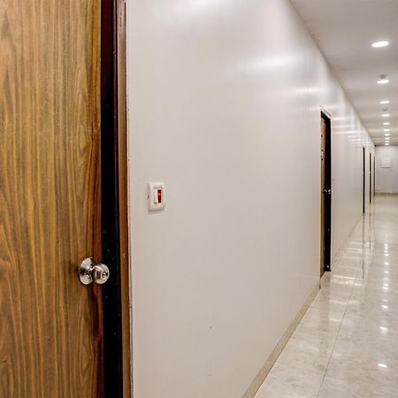 银钥匙行政住宿40270马哈培酒店 纳威孟买 外观 照片